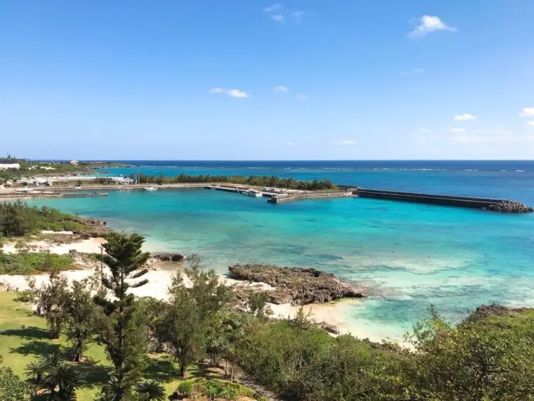 トラベルナースが働く宮古島の海